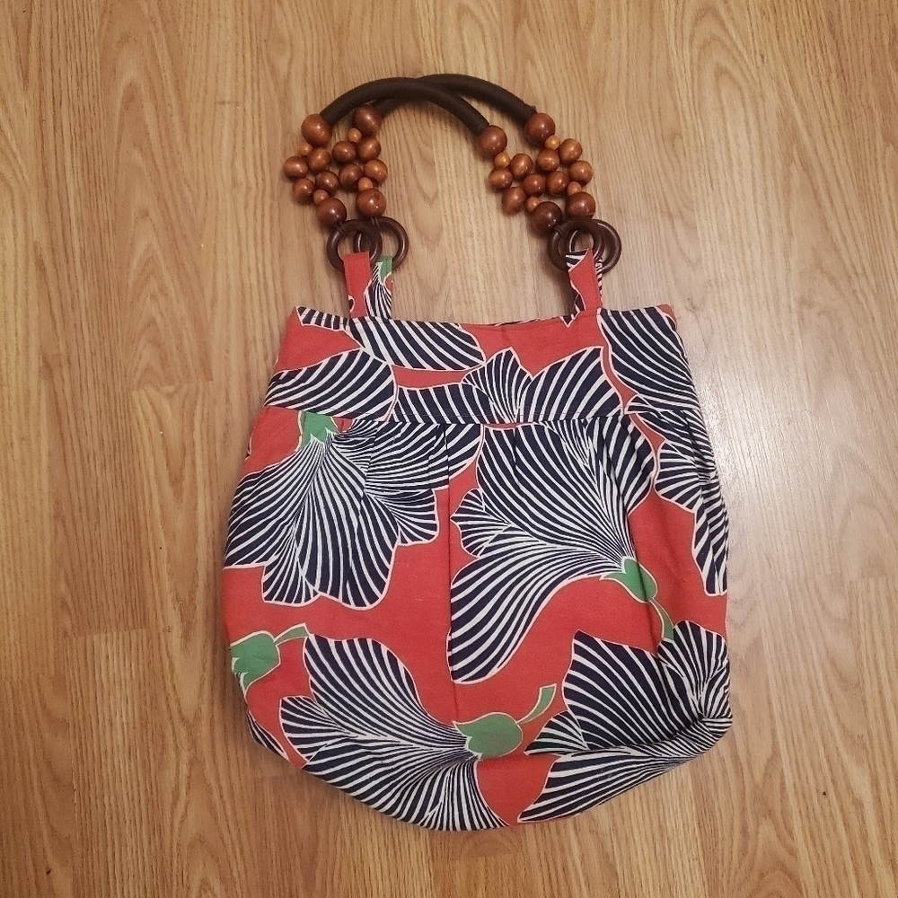 BESO Handbag - Picture 2 of 4